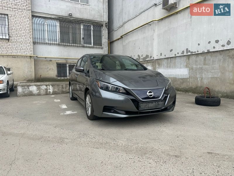Хэтчбек Nissan Leaf 2021 в Одессе фото Хэтчбек Nissan Leaf 2021 в Одессе