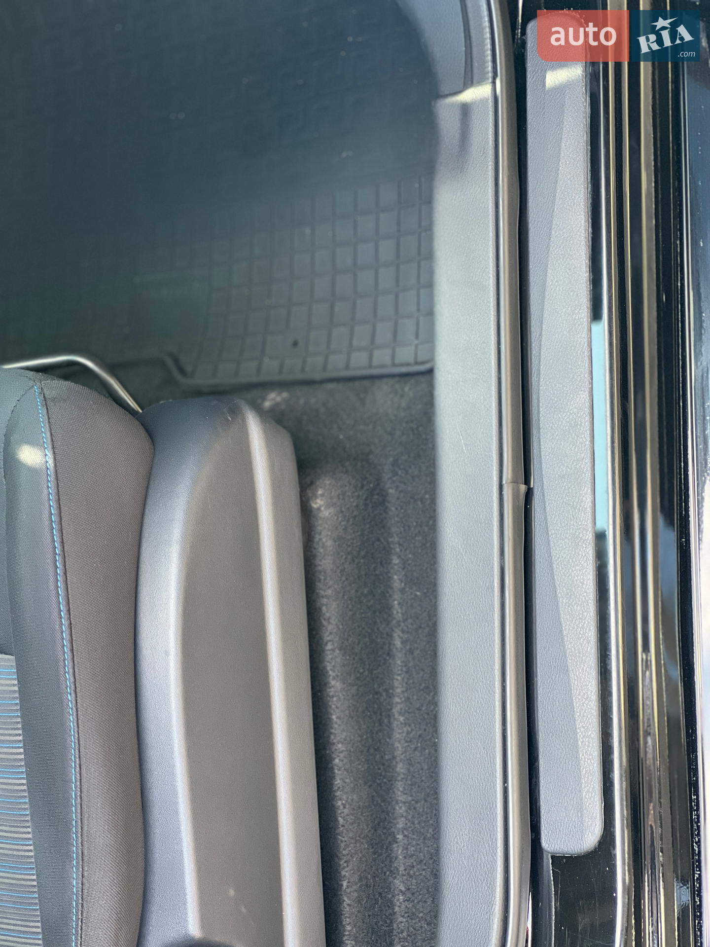 2019 Nissan Leaf - мініатюра 19