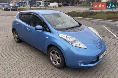 Хетчбек Nissan Leaf 2012 в Полтаві