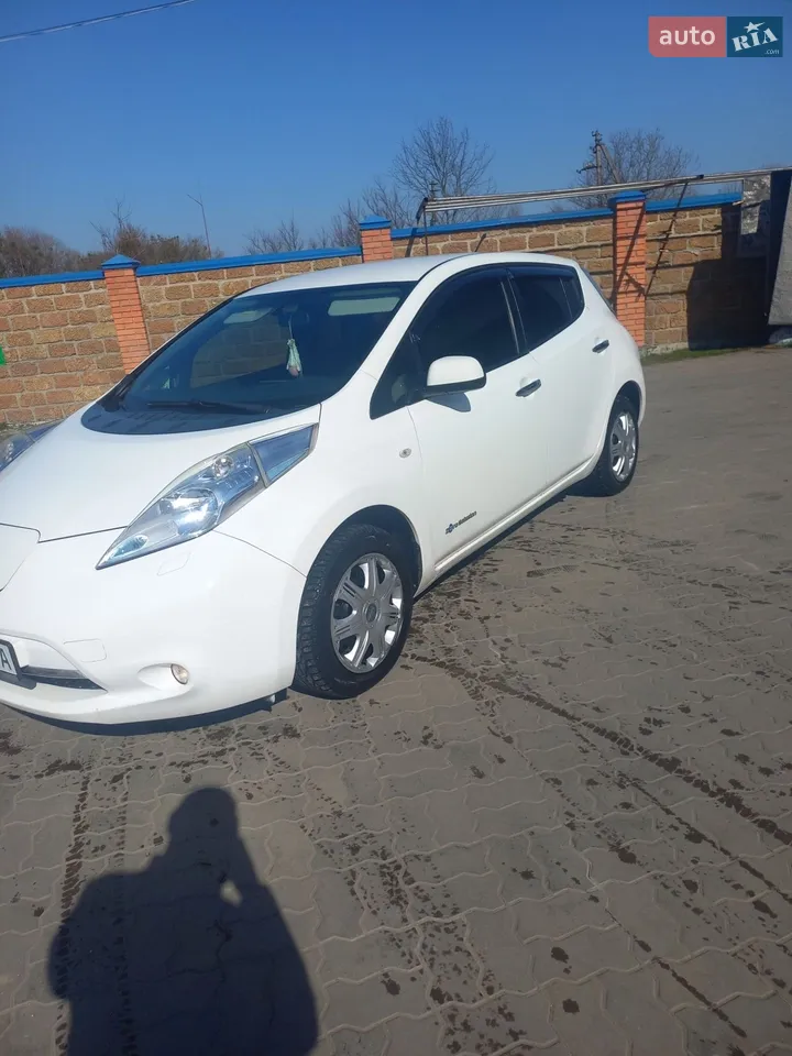 2013 Nissan Leaf - мініатюра 11
