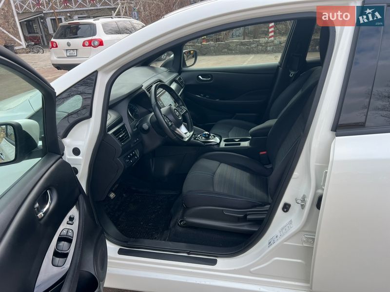 Хэтчбек Nissan Leaf 2021 в Ивано-Франковске фото 25 Хэтчбек Nissan Leaf 2021 в Ивано-Франковске