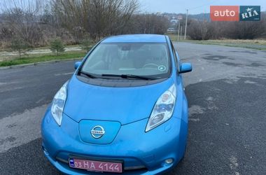Хэтчбек Nissan Leaf 2012 в Ровно
