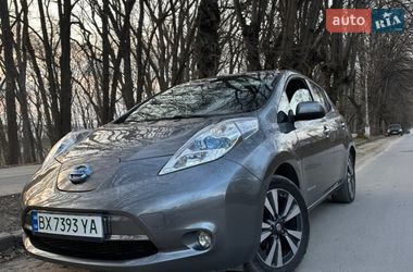 Хетчбек Nissan Leaf 2015 в Кам'янець-Подільському