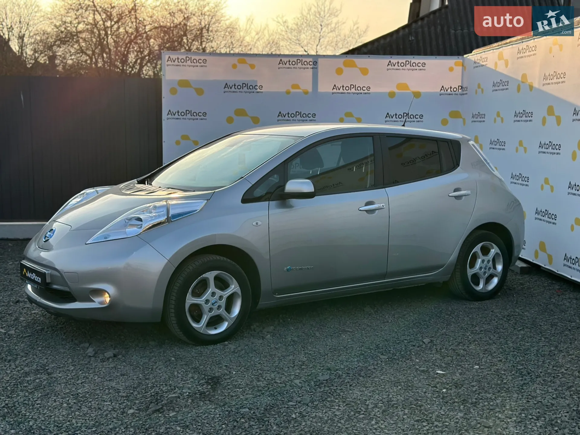 2017 Nissan Leaf - мініатюра 8