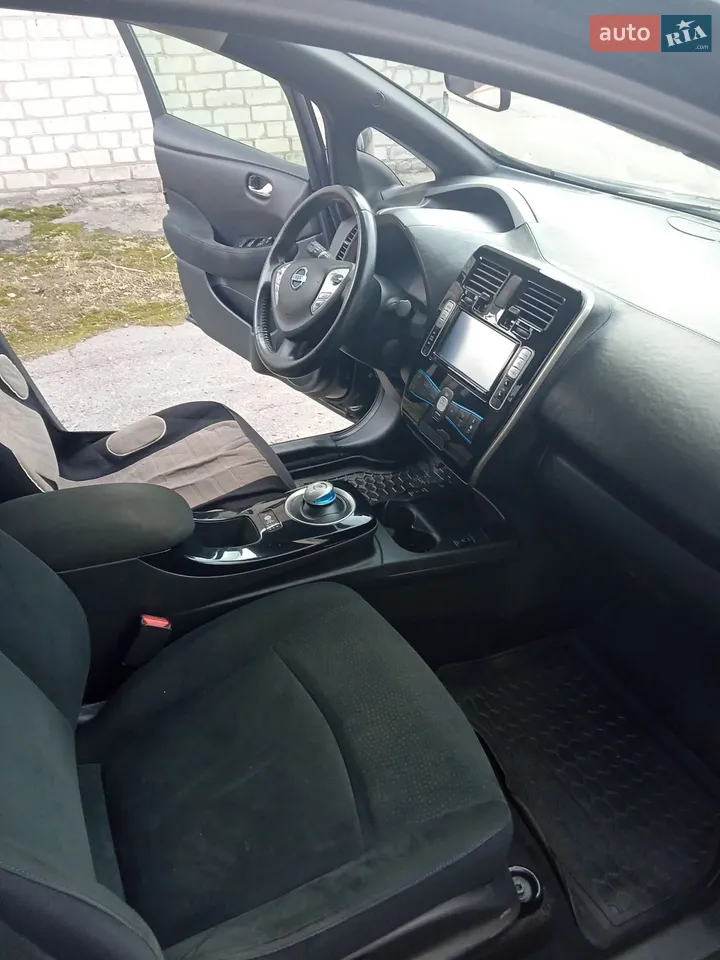 2016 Nissan Leaf - мініатюра 47