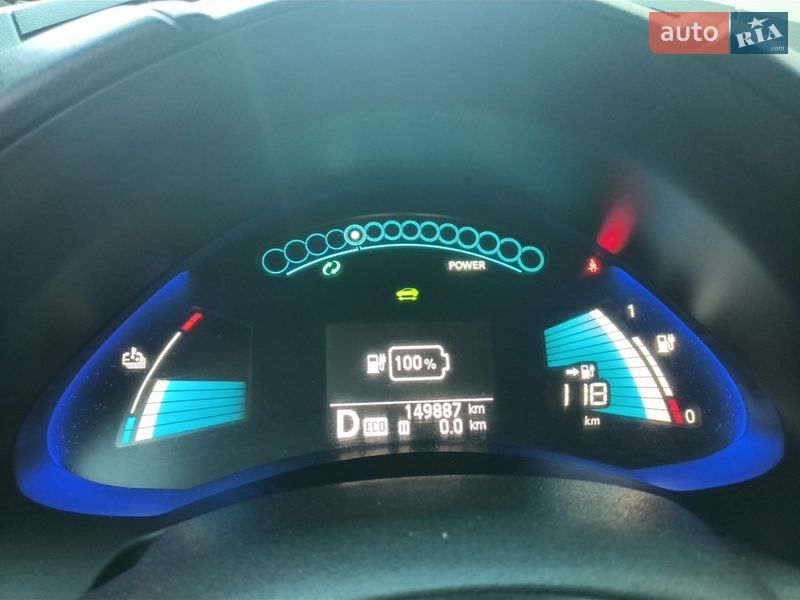 Хетчбек Nissan Leaf 2013 в Полтаві фото 17 Хетчбек Nissan Leaf 2013 в Полтаві