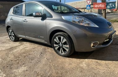 Хэтчбек Nissan Leaf 2013 в Одессе