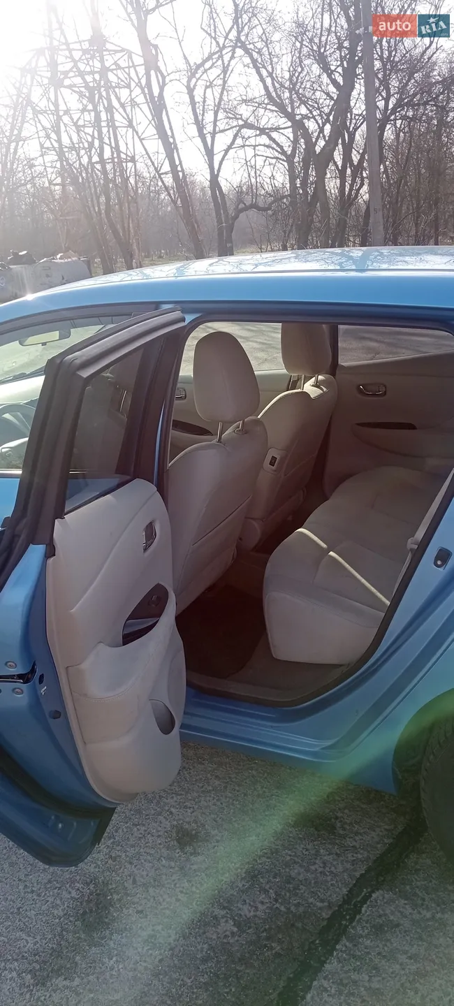 2012 Nissan Leaf - мініатюра 7