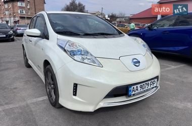 Хэтчбек Nissan Leaf 2017 в Киеве