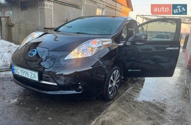 Хэтчбек Nissan Leaf 2013 в Славуте