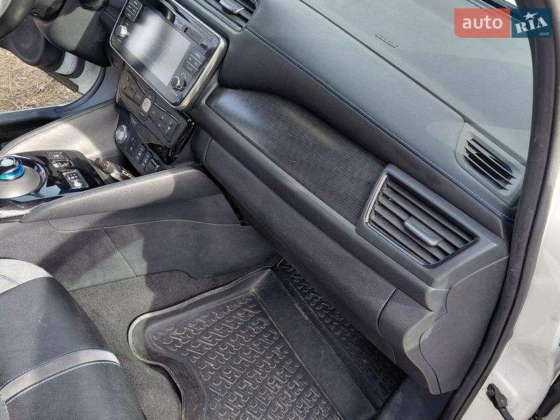 Хэтчбек Nissan Leaf 2018 в Харькове фото 10 Хэтчбек Nissan Leaf 2018 в Харькове