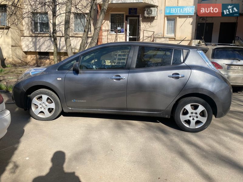 Хетчбек Nissan Leaf 2014 в Одесі фото 3 Хетчбек Nissan Leaf 2014 в Одесі