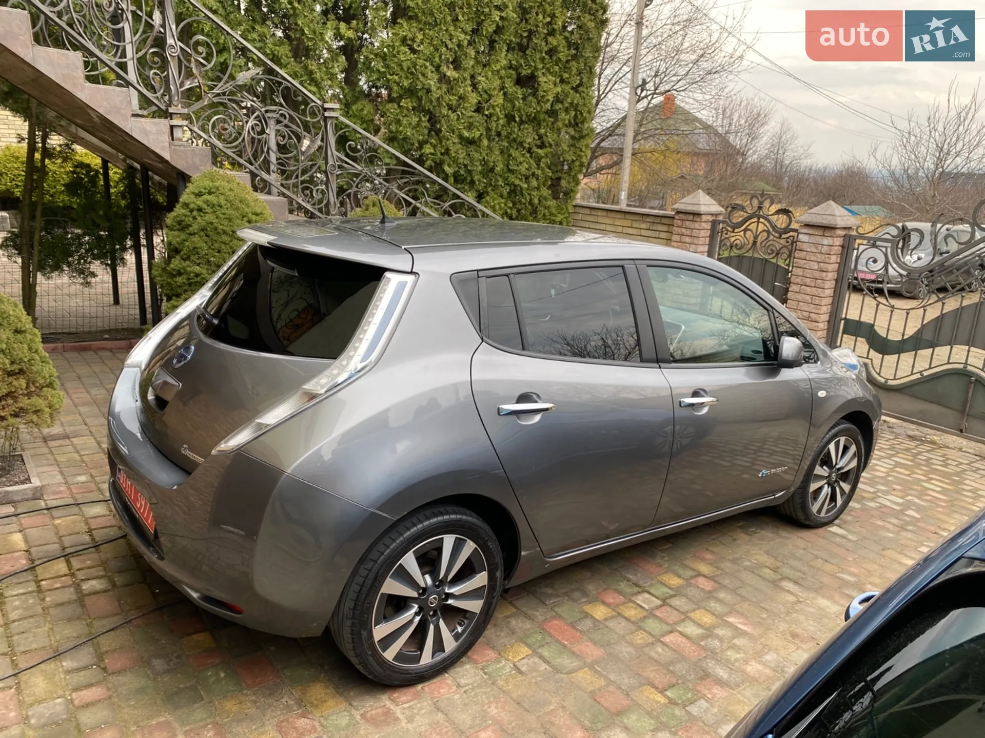 2016 Nissan Leaf - мініатюра 2