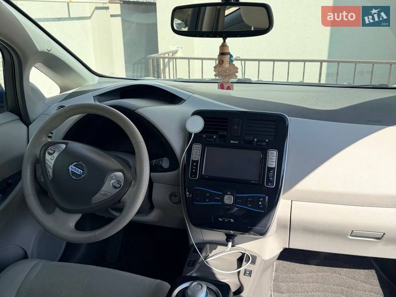 Хэтчбек Nissan Leaf 2012 в Одессе фото 9 Хэтчбек Nissan Leaf 2012 в Одессе