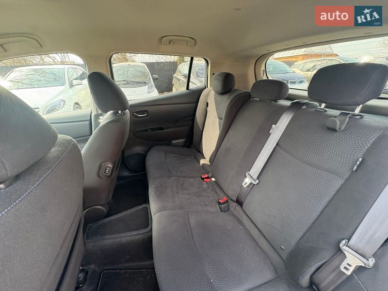Хэтчбек Nissan Leaf 2014 в Луцке