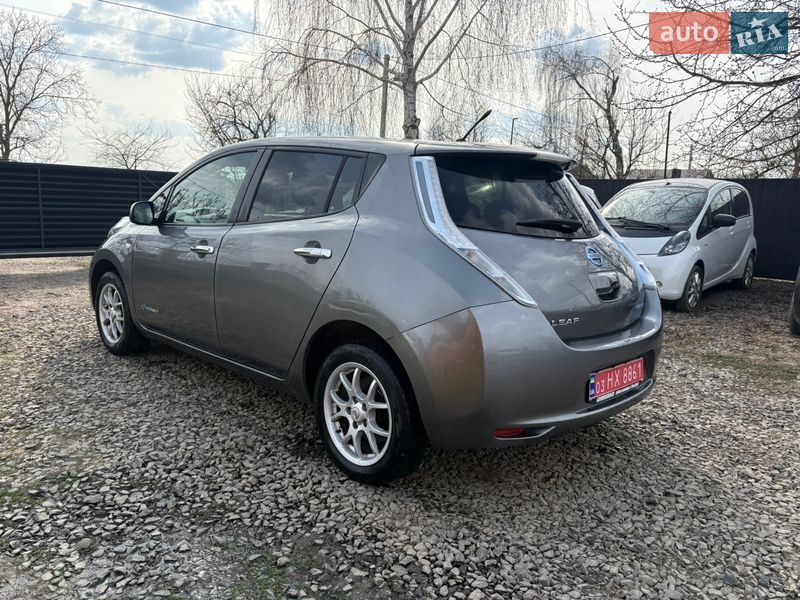Хетчбек Nissan Leaf 2014 в Луцьку