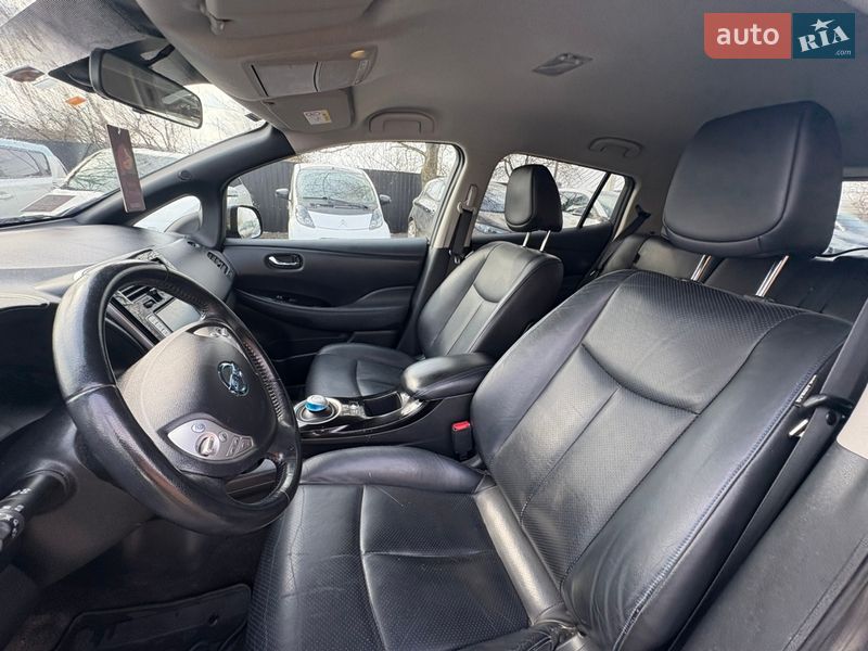 Хетчбек Nissan Leaf 2014 в Луцьку