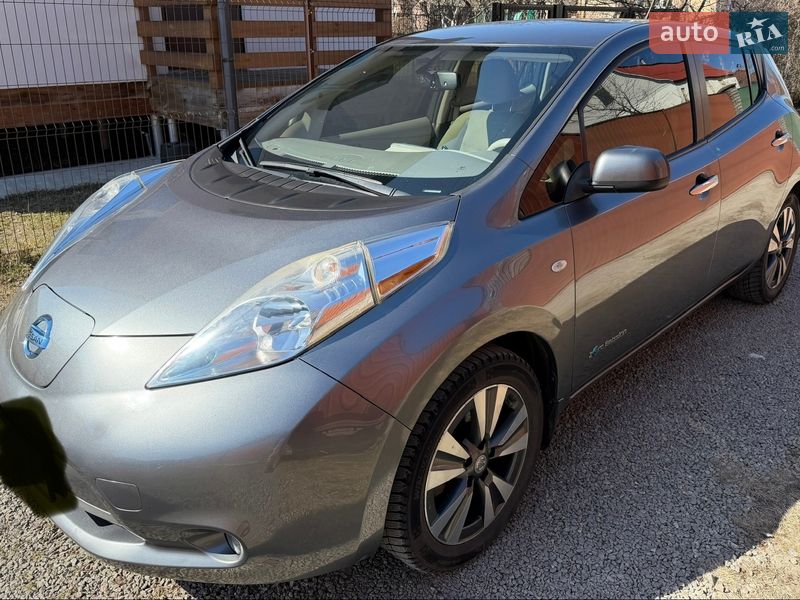 Хэтчбек Nissan Leaf 2014 в Киеве