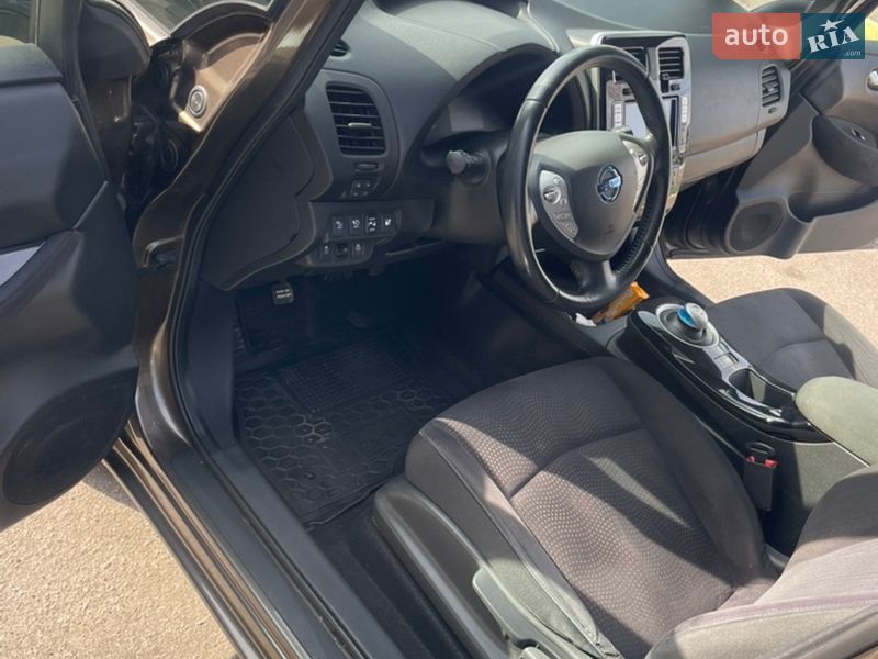 Хэтчбек Nissan Leaf 2017 в Кременчуге фото 9 Хэтчбек Nissan Leaf 2017 в Кременчуге