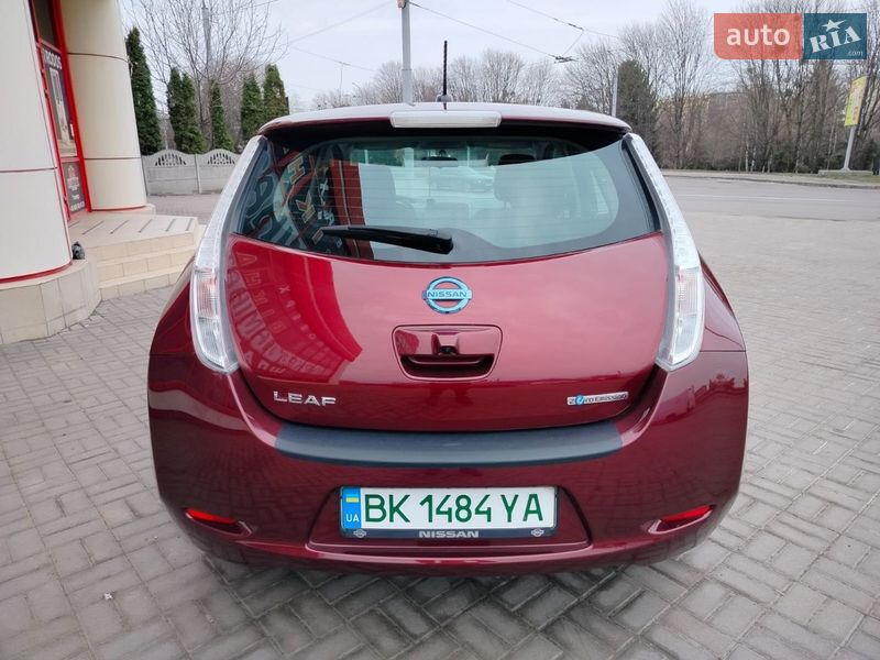 Хэтчбек Nissan Leaf 2017 в Ровно