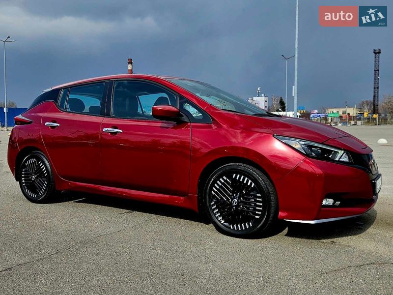 Хэтчбек Nissan Leaf 2024 в Днепре фото 21 Хэтчбек Nissan Leaf 2024 в Днепре