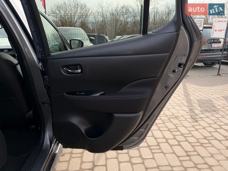 Хетчбек Nissan Leaf 2019 в Бердичеві