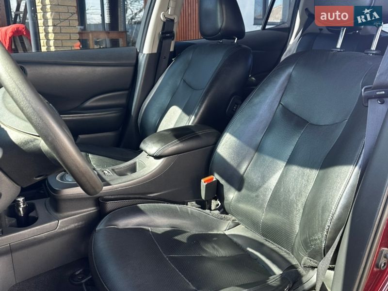 Хэтчбек Nissan Leaf 2016 в Полтаве фото 9 Хэтчбек Nissan Leaf 2016 в Полтаве