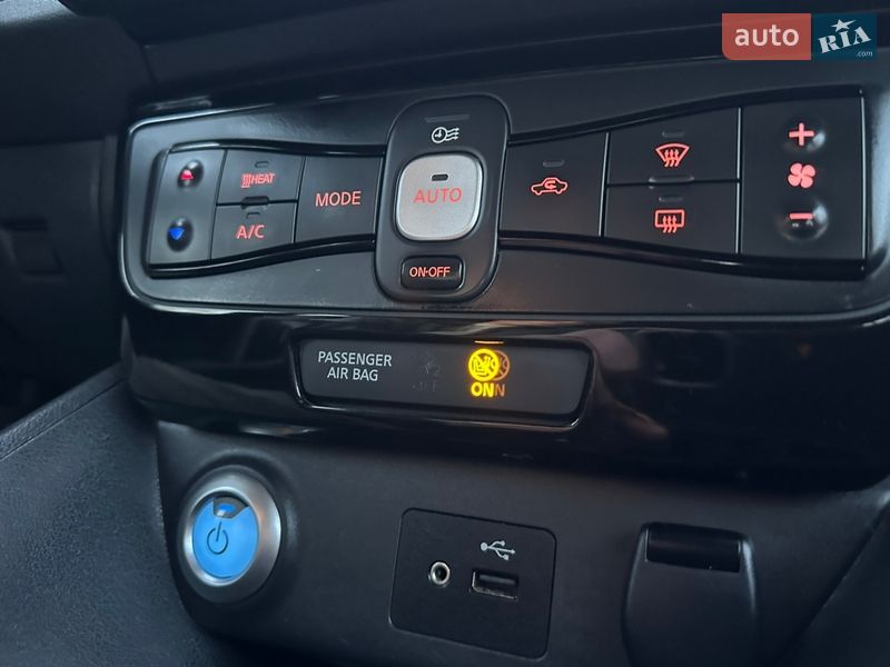 Хэтчбек Nissan Leaf 2018 в Днепре фото 24 Хэтчбек Nissan Leaf 2018 в Днепре