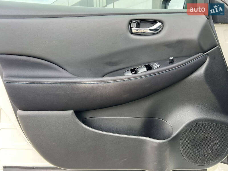 Хэтчбек Nissan Leaf 2018 в Львове фото 15 Хэтчбек Nissan Leaf 2018 в Львове