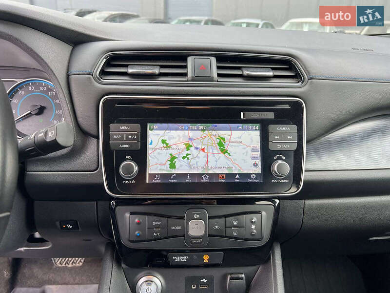 Хэтчбек Nissan Leaf 2018 в Львове фото 27 Хэтчбек Nissan Leaf 2018 в Львове