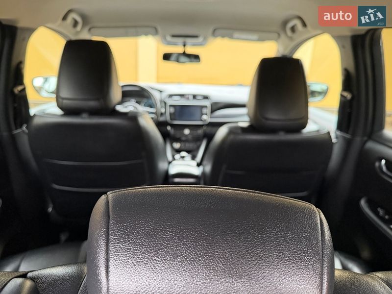 Хэтчбек Nissan Leaf 2020 в Львове