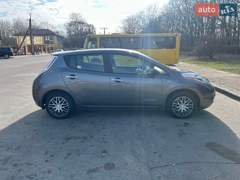 Хэтчбек Nissan Leaf 2014 в Одессе фото 5 Хэтчбек Nissan Leaf 2014 в Одессе