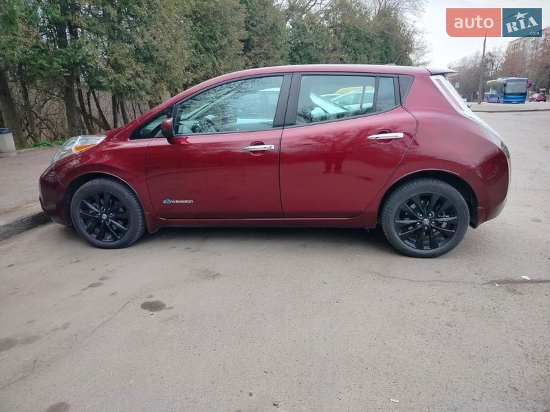Хэтчбек Nissan Leaf 2017 в Ровно