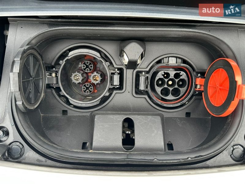 Хэтчбек Nissan Leaf 2018 в Черновцах