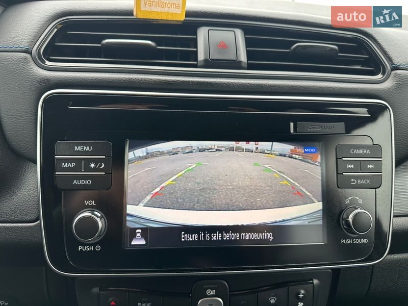 Хэтчбек Nissan Leaf 2018 в Черновцах