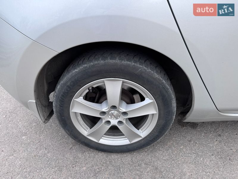 Хэтчбек Nissan Leaf 2015 в Полтаве фото 16 Хэтчбек Nissan Leaf 2015 в Полтаве