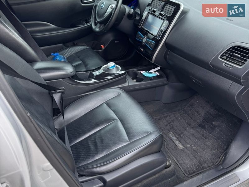 Хэтчбек Nissan Leaf 2015 в Полтаве фото 19 Хэтчбек Nissan Leaf 2015 в Полтаве