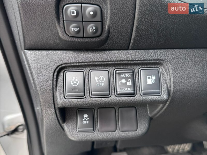 Хэтчбек Nissan Leaf 2015 в Полтаве фото 34 Хэтчбек Nissan Leaf 2015 в Полтаве