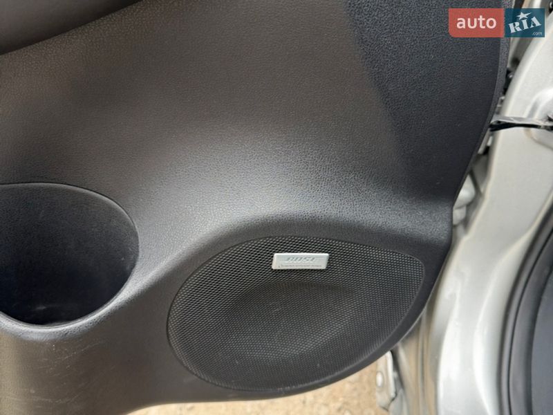 Хэтчбек Nissan Leaf 2020 в Киеве фото 12 Хэтчбек Nissan Leaf 2020 в Киеве