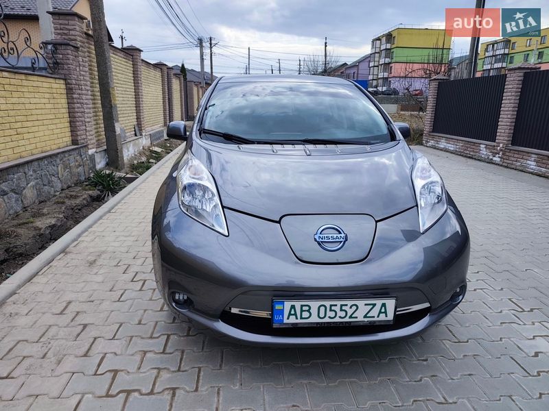 Хэтчбек Nissan Leaf 2014 в Виннице