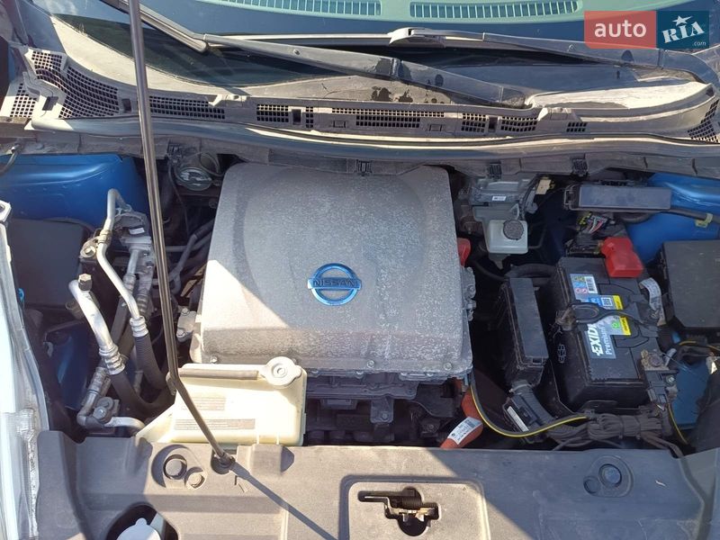 Хэтчбек Nissan Leaf 2013 в Киеве фото 8 Хэтчбек Nissan Leaf 2013 в Киеве