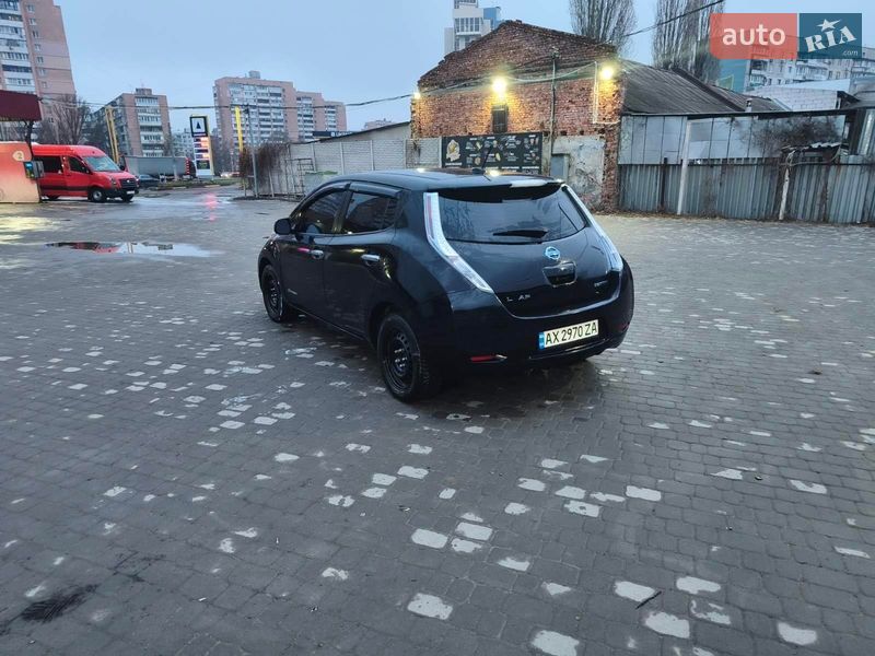 Хэтчбек Nissan Leaf 2013 в Харькове