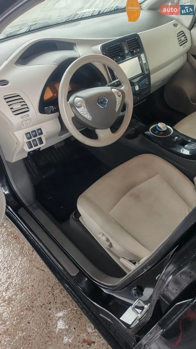 2012 Nissan Leaf - мініатюра 24