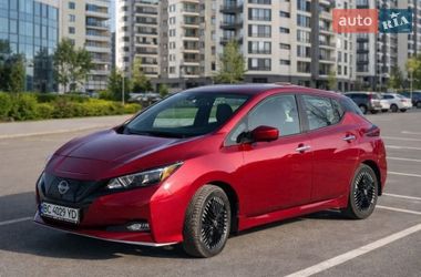 Хетчбек Nissan Leaf 2024 в Львові
