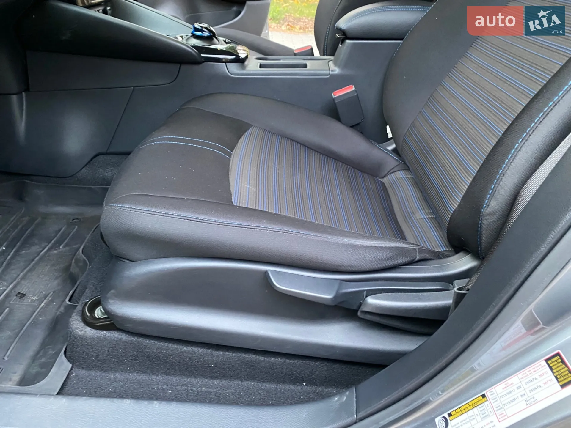 2022 Nissan Leaf - мініатюра 15