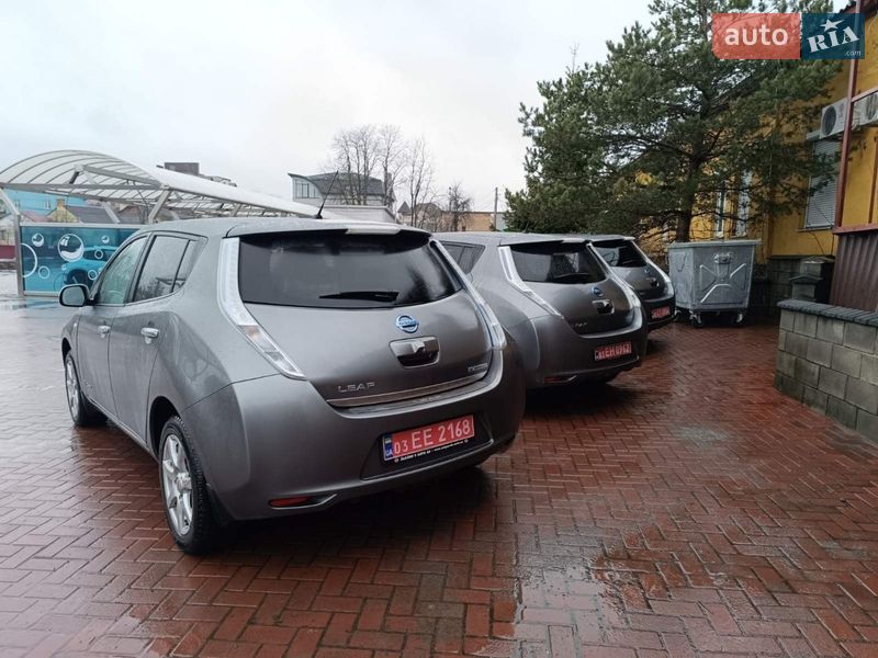 Хетчбек Nissan Leaf 2014 в Рівному