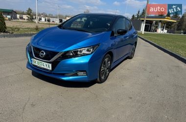 Хетчбек Nissan Leaf 2020 в Радивиліві