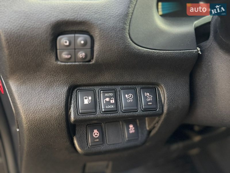 Хетчбек Nissan Leaf 2016 в Житомирі