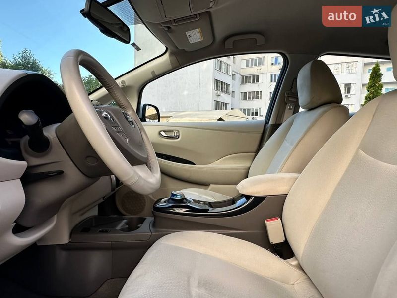 Хэтчбек Nissan Leaf 2014 в Одессе
