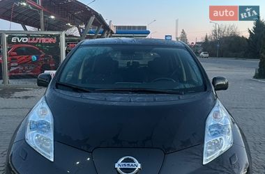 Хэтчбек Nissan Leaf 2015 в Ивано-Франковске